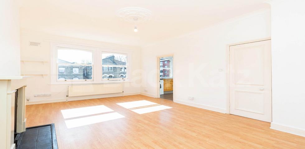			NEW INSTRUCTION!, 2 Bedroom, 1 bath, 1 reception Flat			 Anson Road, TUFNELL PARK